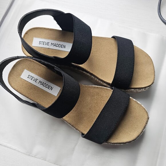 Steve Madden Jaklin Sandal in Black SZ 6 NWOT - Picture 1 of 7